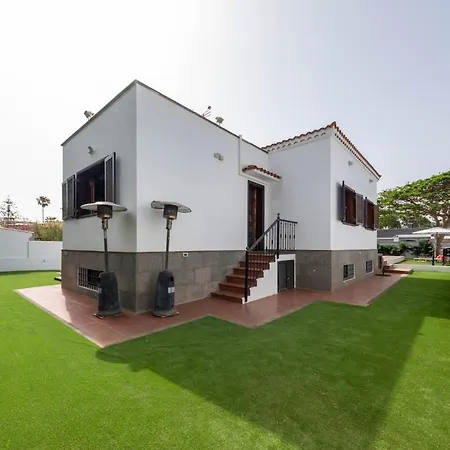 La Canariona, A Charming Alpesi faház