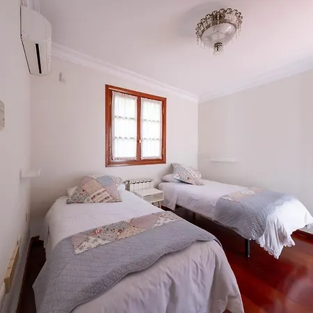 Alpesi faház La Canariona, A Charming *