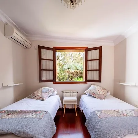 Alpesi faház La Canariona, A Charming Valsequillo