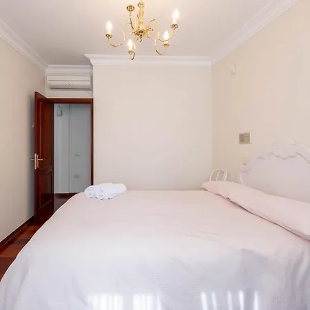 La Canariona, A Charming Valsequillo