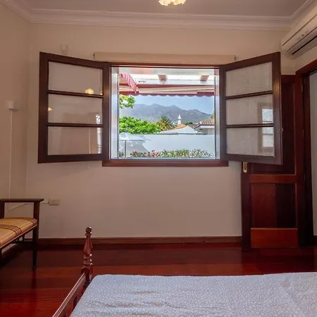 Alpesi faház La Canariona, A Charming Valsequillo